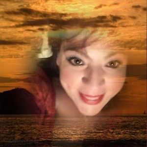 Meet your Posher, Migdalia